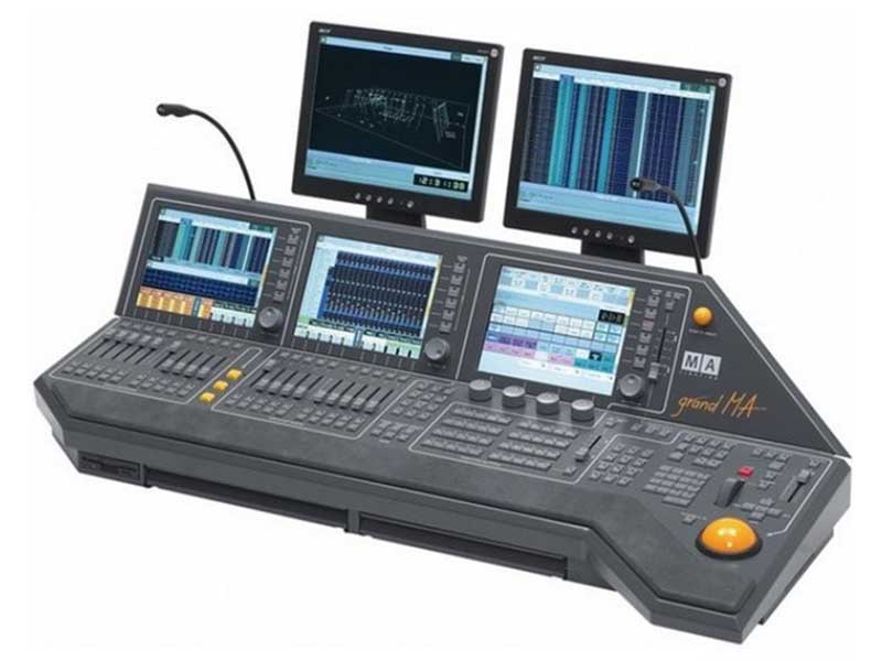  ETC Lighting Consoles: Advantages 