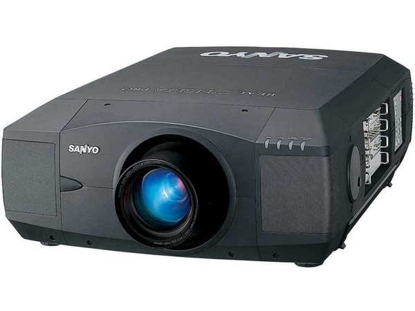  Sanyo PLV-HD2000E-LNS-S02 Used, Second hand 